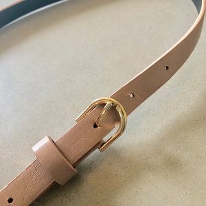 Dusty rose leather skinny belt
